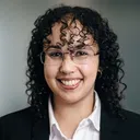 Seila Guzmán, Social media and paid media at Aumenta Más